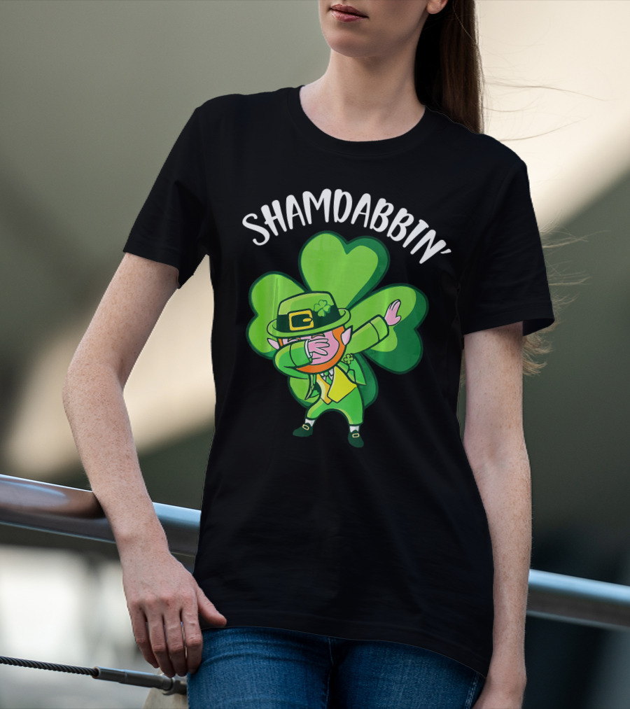 SHAMDABBIN' Leprechaun Dabbing With Big Shamrock T-Shirt