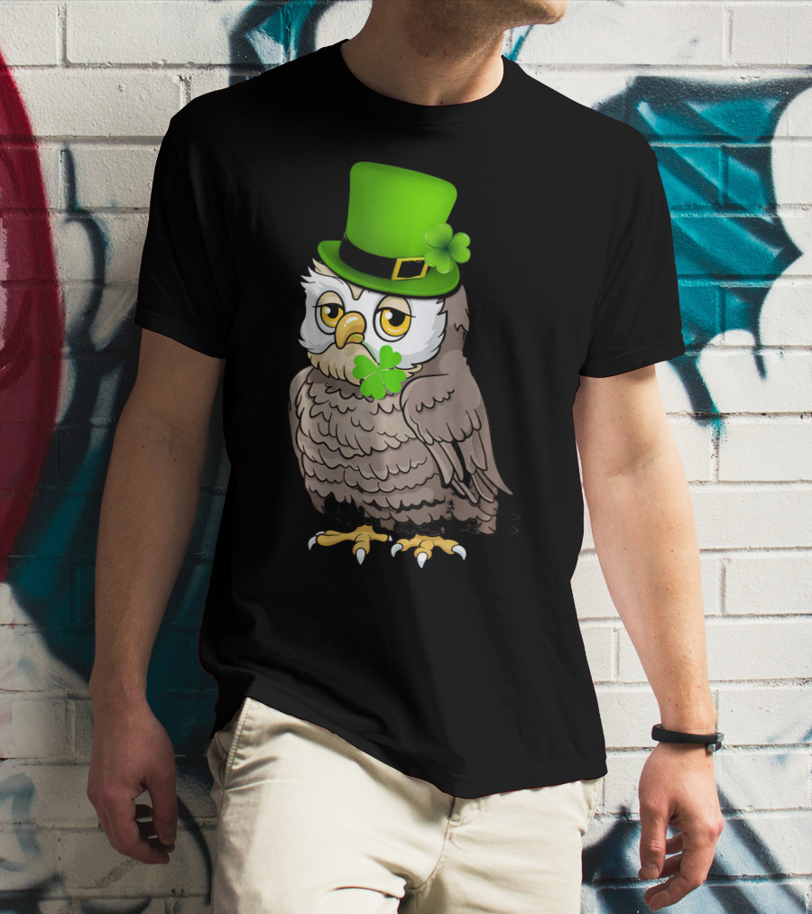 St Patricks Day Owl Wearing Green Hat With Shamrock Clove T-Shirt