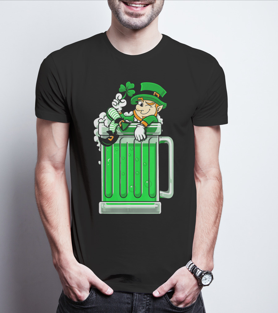 St Patricks Day Drinking Green Beer Leprechaun Shamrock T-Shirt