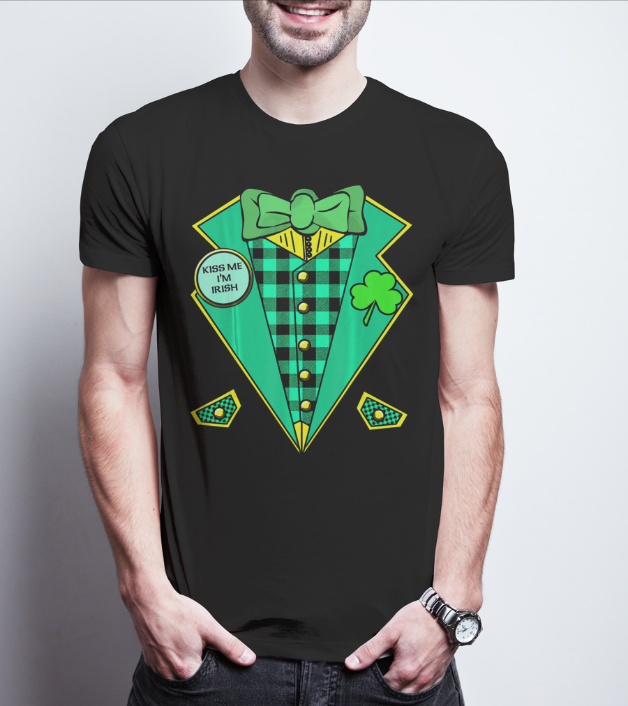 Kiss Me I'm Irish Leprechaun Costume Look With Bow Tie And Shamrock T-Shirt