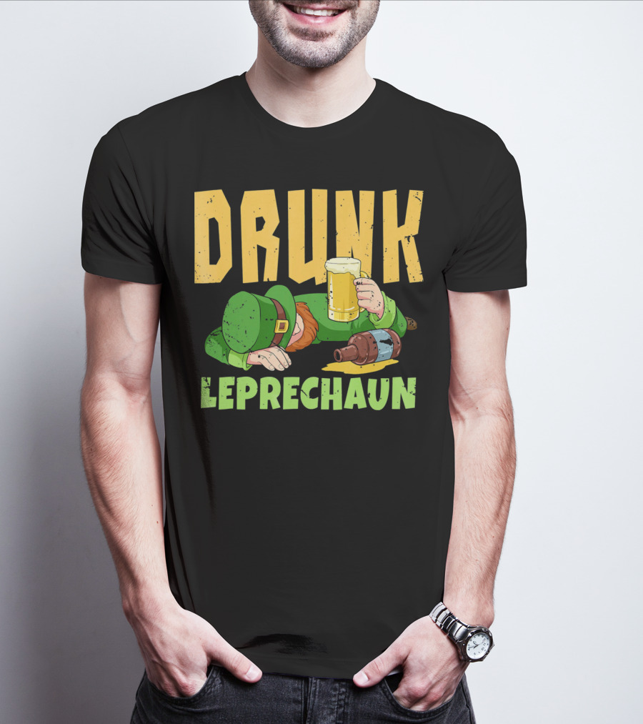 Drunk Leprechaun Holding Beer Mug And Whiskey Bottle T-Shirt