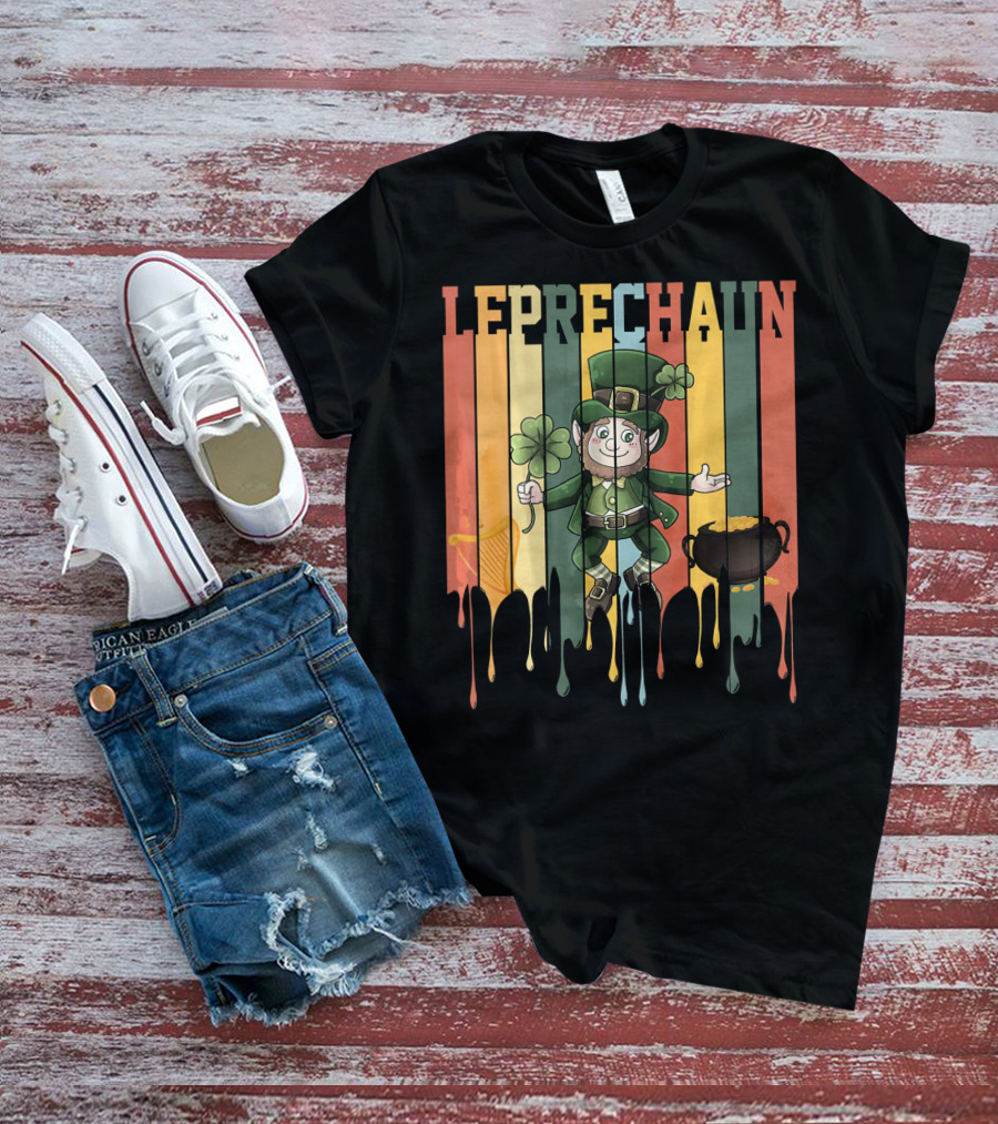 Leprechaun With Shamrock And Pot Of Gold Vintage St. Patrick's Day T-Shirt