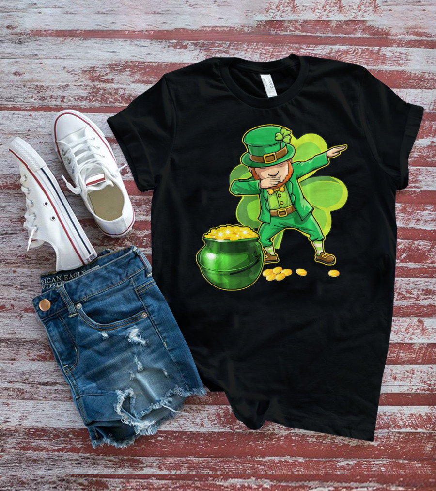 Dabbing Leprechaun Pot Of Gold Shamrock Dance T-Shirt