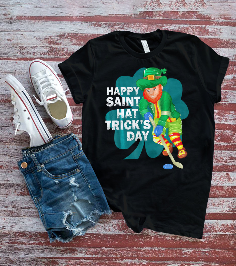 Happy Saint Hat Trick's Day Leprechaun Hockey Player Shamrock Ice T-Shirt