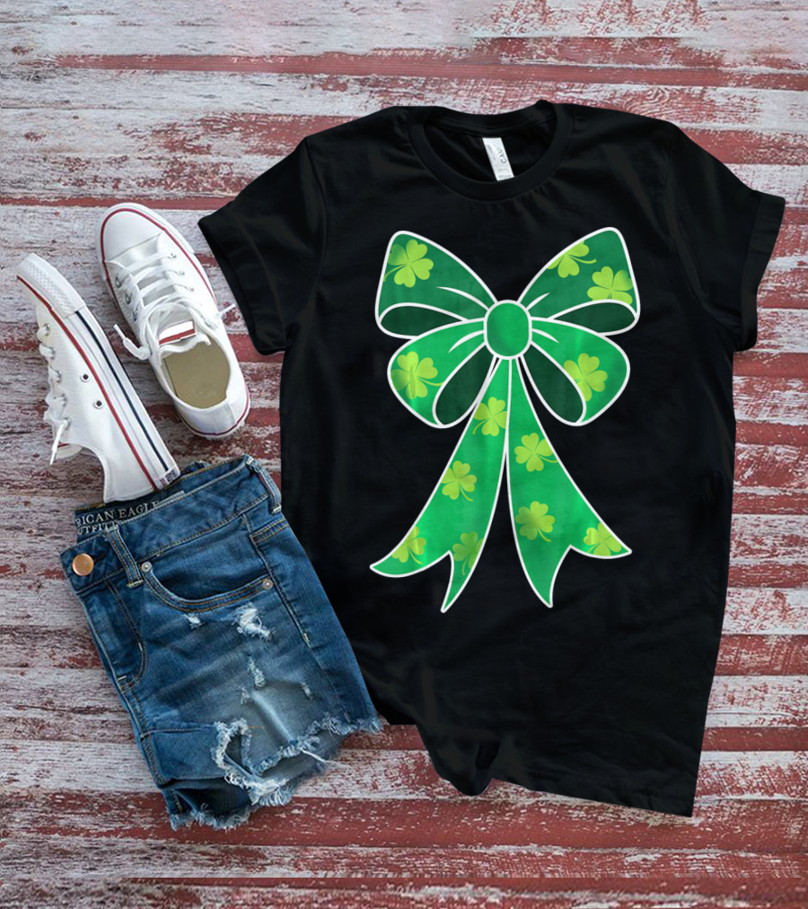 Cute Girls Irish Shamrock Bow T-Shirt