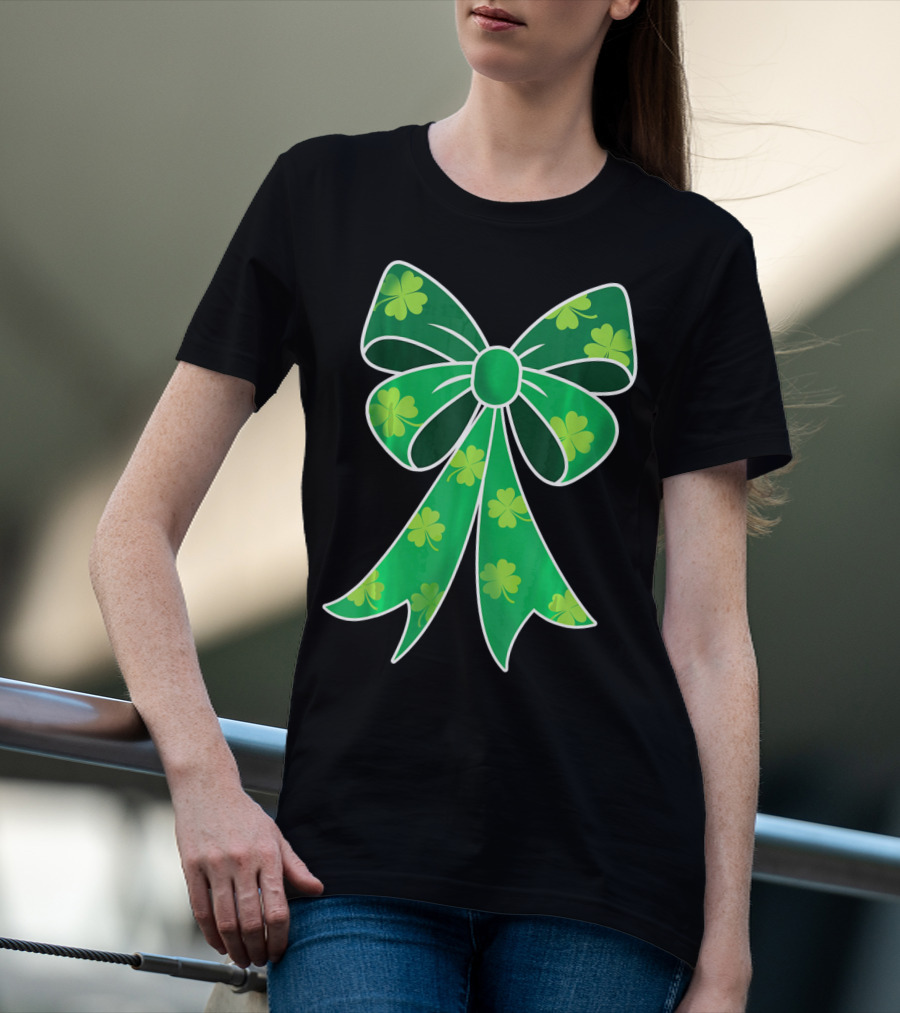 Cute Girls Irish Shamrock Bow T-Shirt