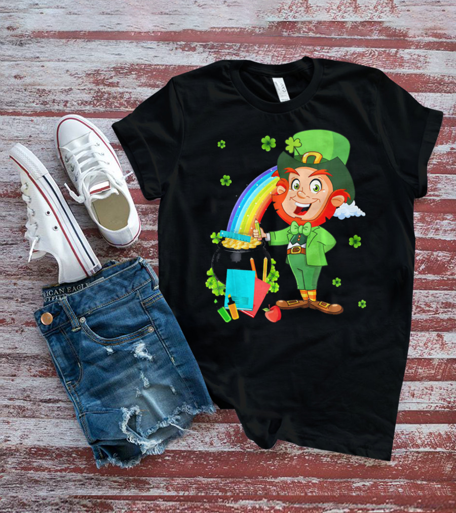 Leprechaun Teacher With Pot Of Gold And Rainbow T-Shirt