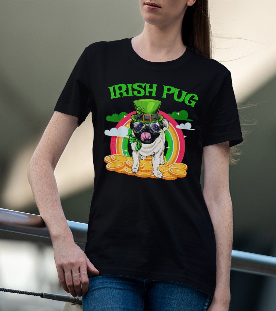 Irish Pug Funny St Patricks Day Leprechaun Rainbow Coins T-Shirt