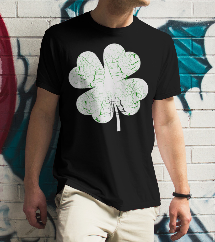 Distressed Green Textured Four Leaf Clover Luck T-Shirt