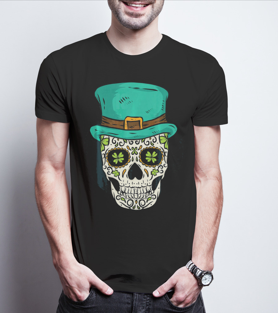 Lucky St. Patrick's Day Green Irish Skull With Celtic Shamrocks And Top Hat T-Shirt
