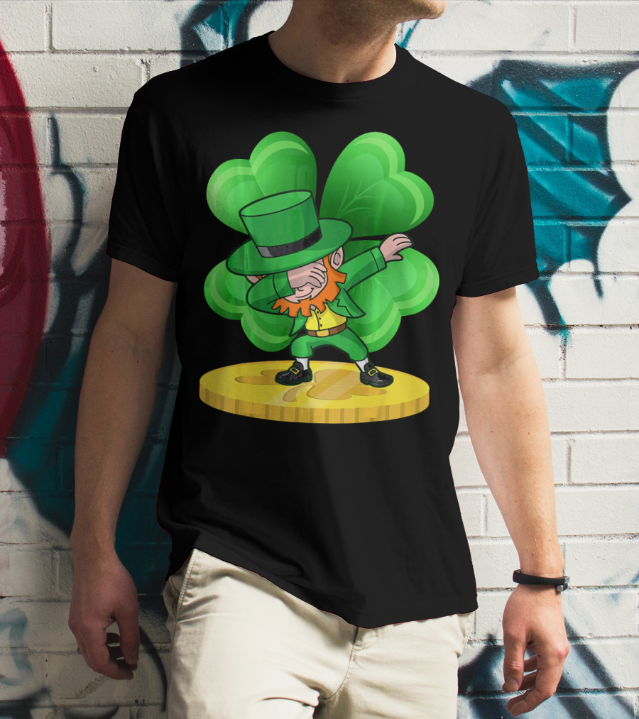 Irish St Patricks Day Dabbing Leprechaun On Shamrock Coin T-Shirt