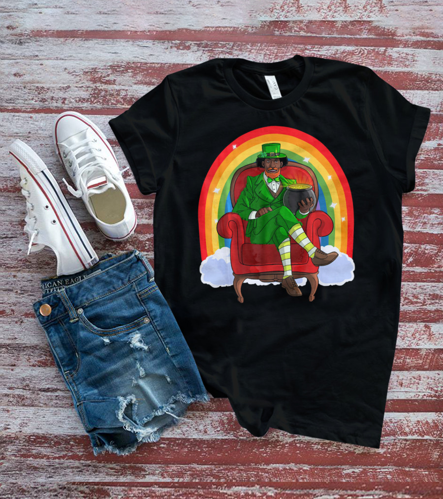 African American Leprechaun With Pot Of Gold And Rainbow St. Patricks T-Shirt