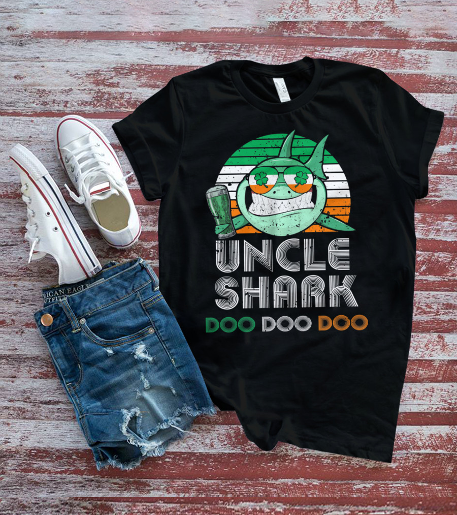 Uncle Shark Doo Doo Doo Retro Vintage Irish Beer Shamrock Fun T-Shirt
