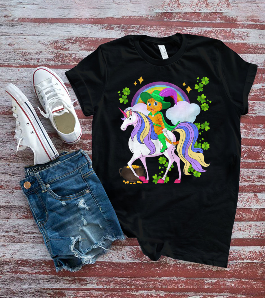 Leprechaun Cat Riding Unicorn With Rainbow And Shamrocks St Patrick Pot Of Gold T-Shirt
