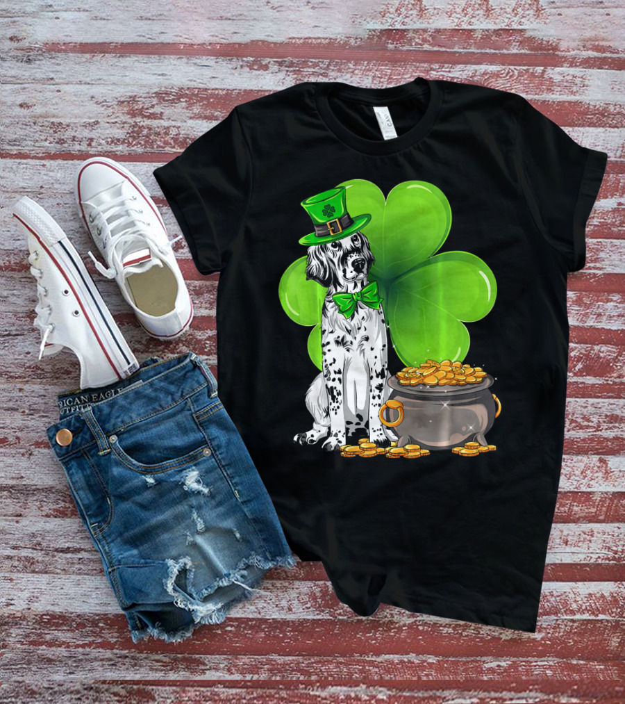 English Setter St Patricks Day Leprechaun Dog With Clover And Pot Of Gold T-Shirt
