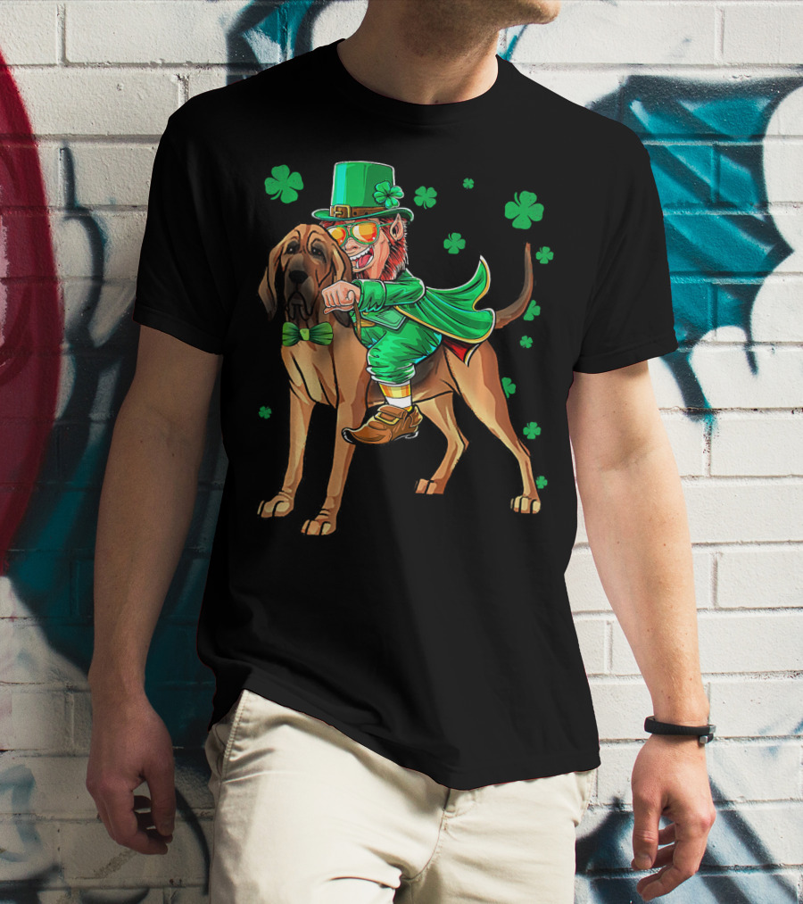 Leprechaun Riding Bloodhound Shamrock St. Patrick's Day T-Shirt