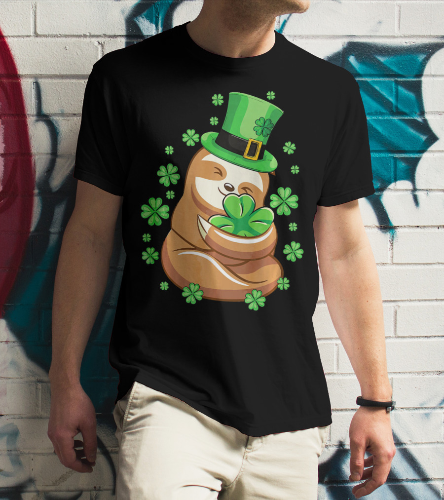 Lucky Sloth St Patricks Day Leprechaun With Shamrocks And Green Hat T-Shirt