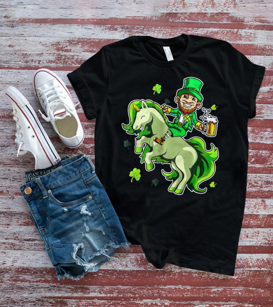 Leprechaun Riding A Green Unicorn Holding Beer With Shamrocks T-Shirt