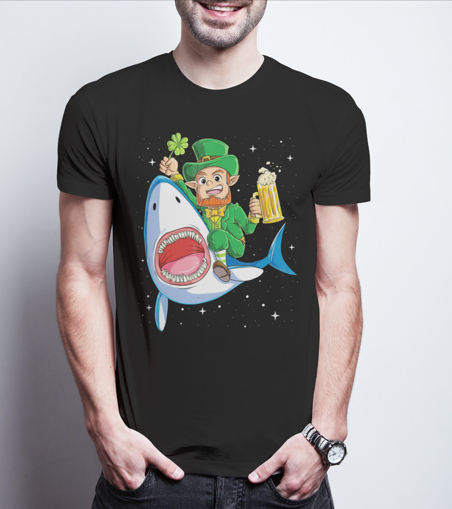 St Patricks Day Leprechaun Riding Shark With Beer Stein And Shamrock T-Shirt