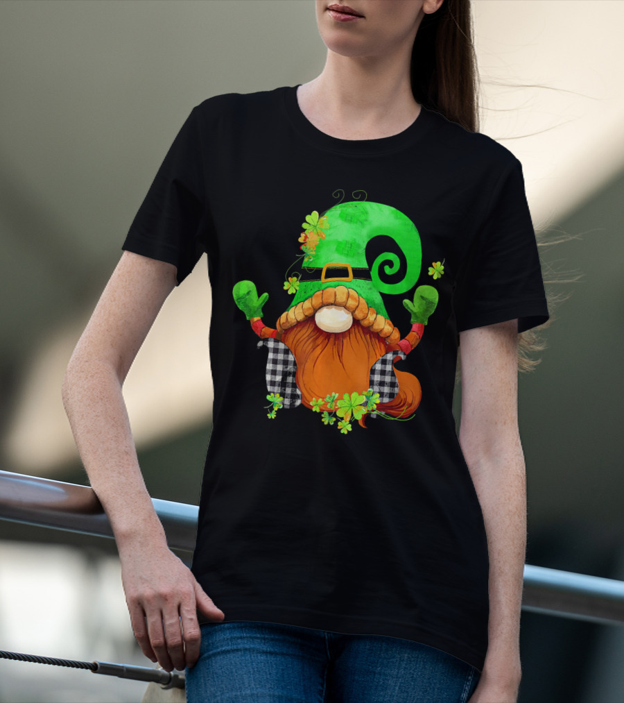 St. Patricks Day Leprechaun Gnome With Shamrock And Green Hat T-Shirt