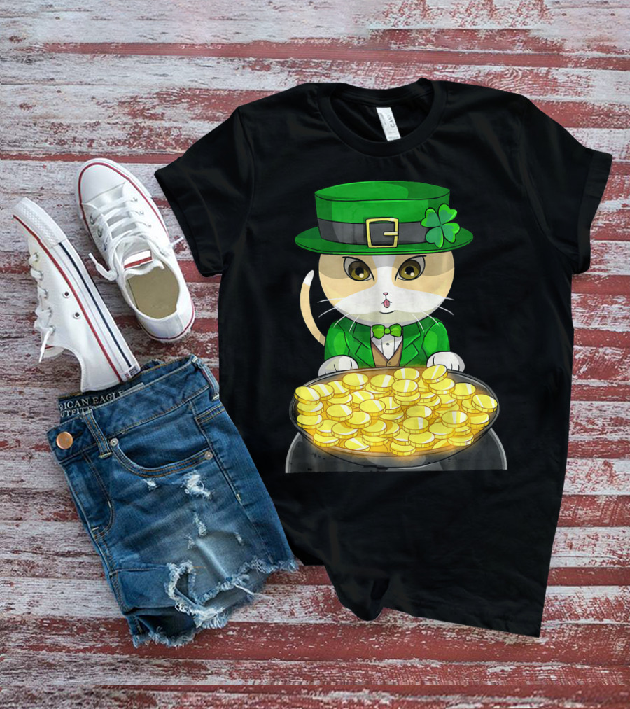 Exotic Cat Leprechaun With Pot Of Gold Funny Cat Lover T-Shirt