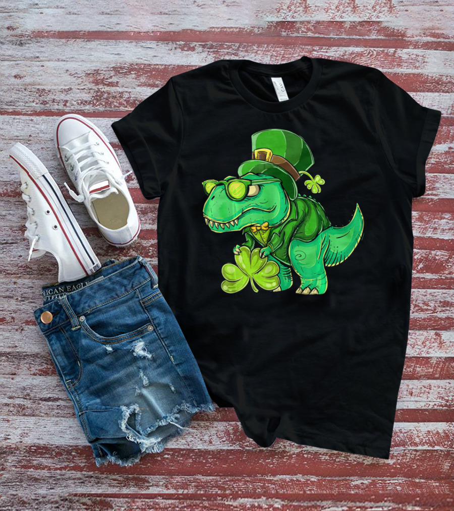 St Patricks Day Irish Dinosaur With Shamrock And Leprechaun Hat T-Shirt