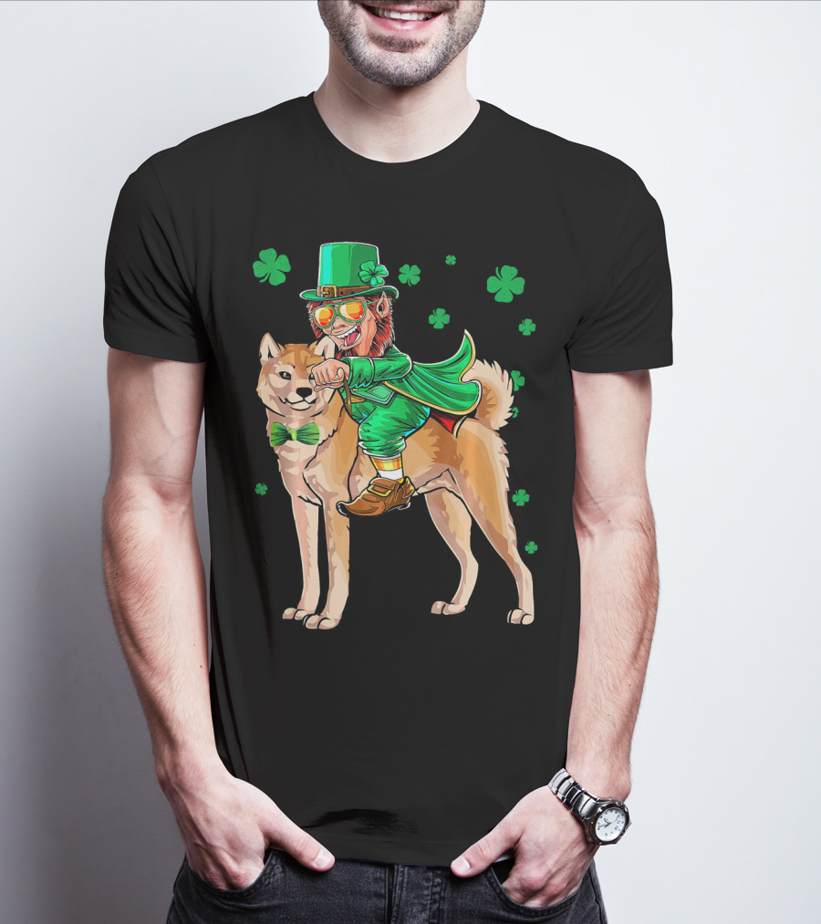 Leprechaun Akita Shamrock St. Patricks Day T-Shirt