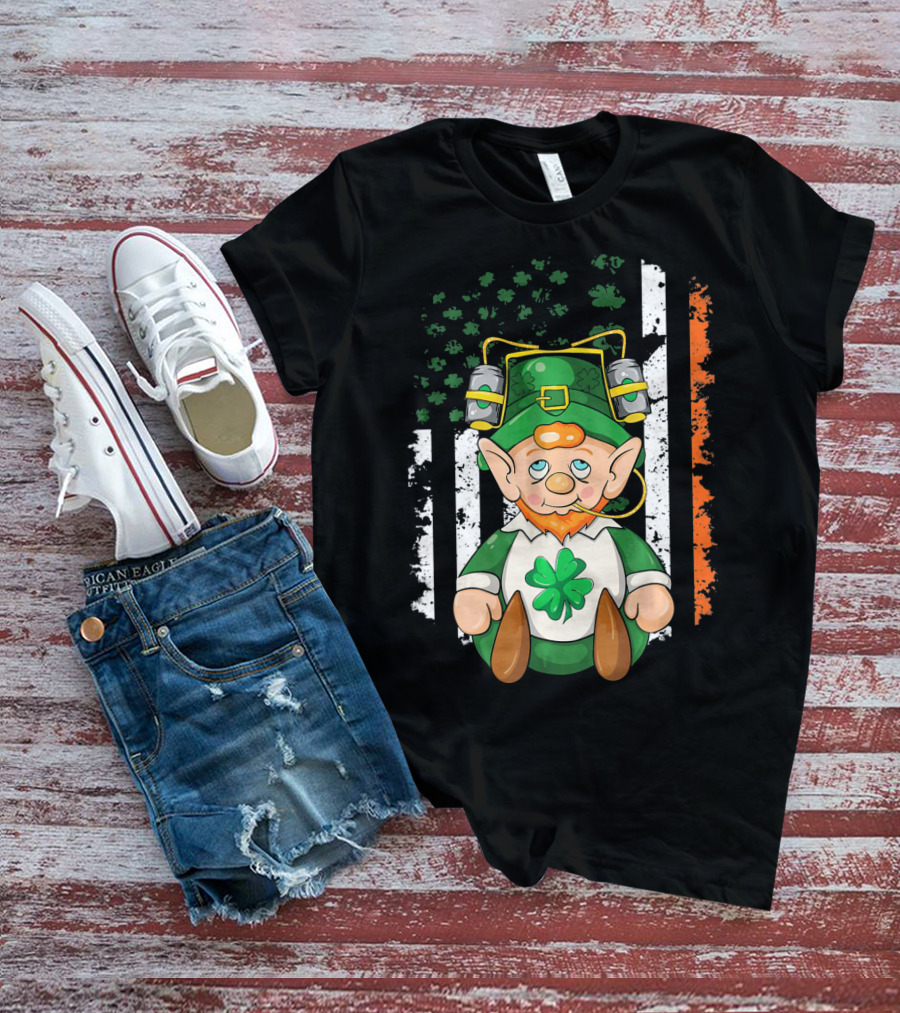 Irish American Flag Leprechaun St. Patrick's Day Clover T-Shirt