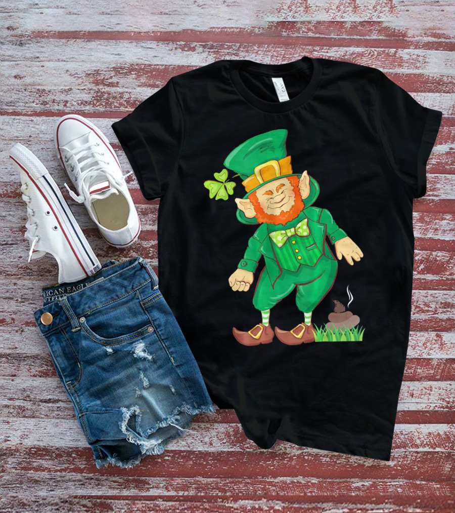 St Paddy Pooping Leprechaun Funny Saint Patrick's Day Humor T-Shirt