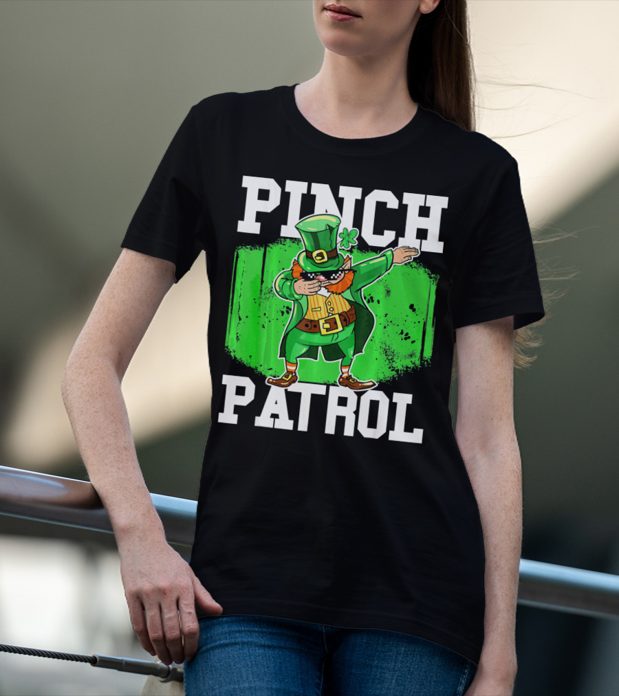Pinch Patrol St Patrick Dabbing Leprechaun T-Shirt