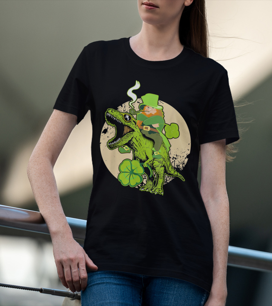 St Patricks Day Leprechaun Riding Dinosaur With Shamrocks T-Shirt