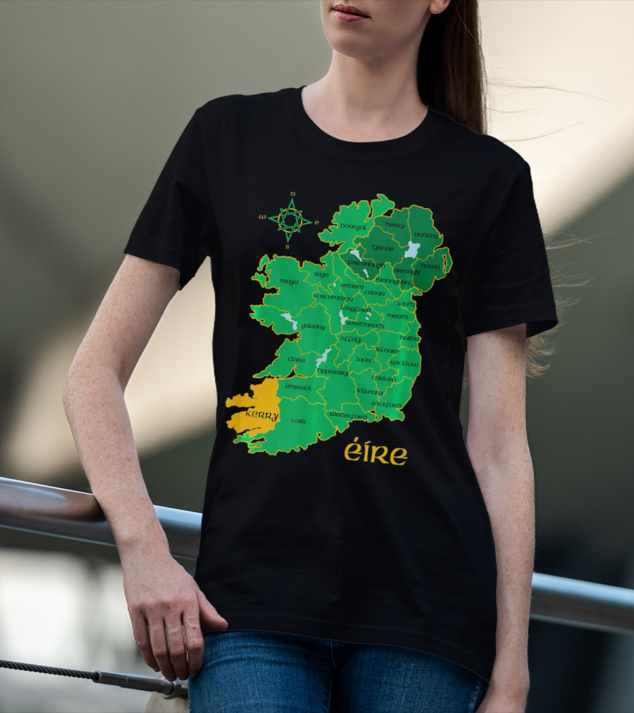Kerry Ireland Éire Irish County Map Éire With Compass Rose T-Shirt