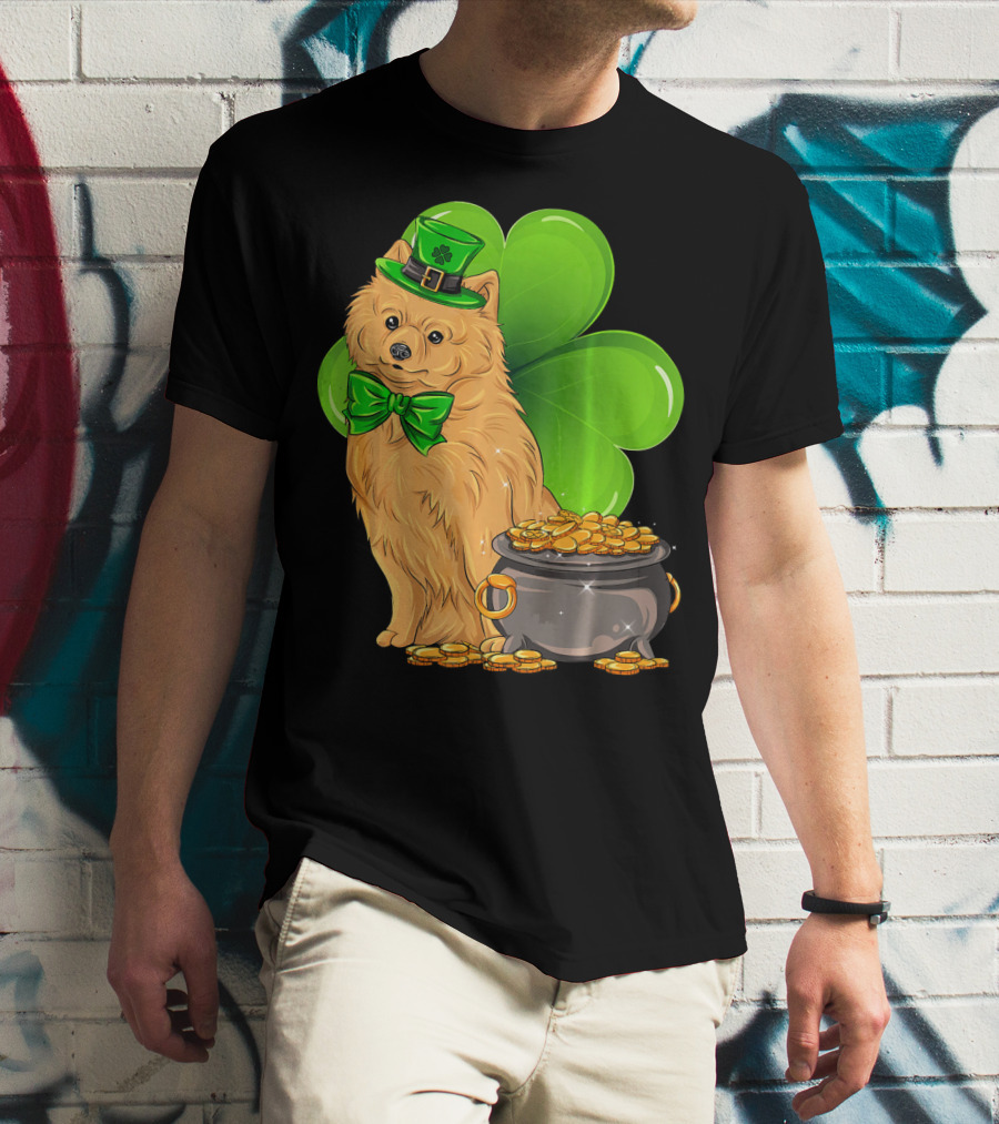 Pomeranian St Patricks Day Leprechaun Dog With Pot Of Gold And Clover T-Shirt