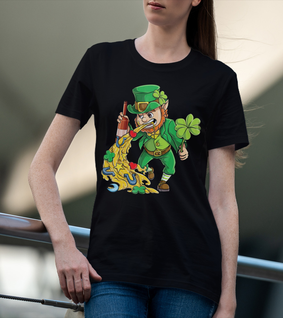 St Patricks Day Leprechaun Pouring Shamrocks Hearts Horseshoes And Stars T-Shirt