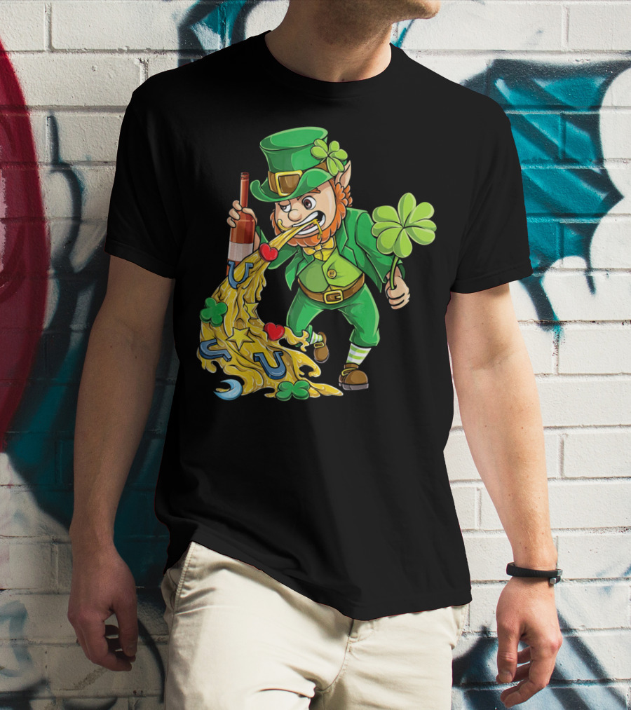St Patricks Day Leprechaun Pouring Shamrocks Hearts Horseshoes And Stars T-Shirt
