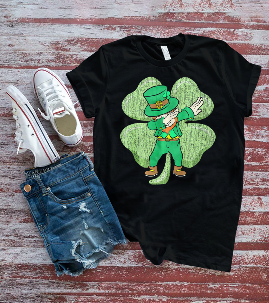 St. Patrick's Paddy's Irish Dabbing Leprechaun With Shamrock T-Shirt
