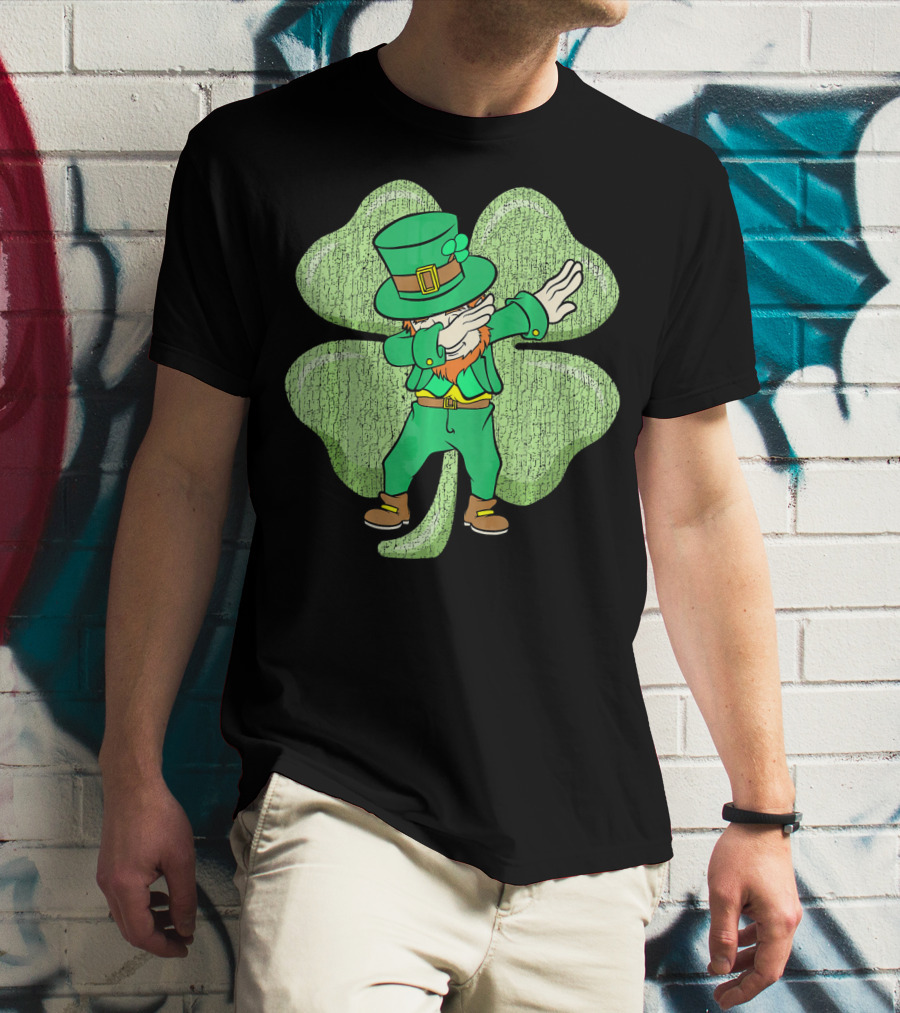 St. Patrick's Paddy's Irish Dabbing Leprechaun With Shamrock T-Shirt