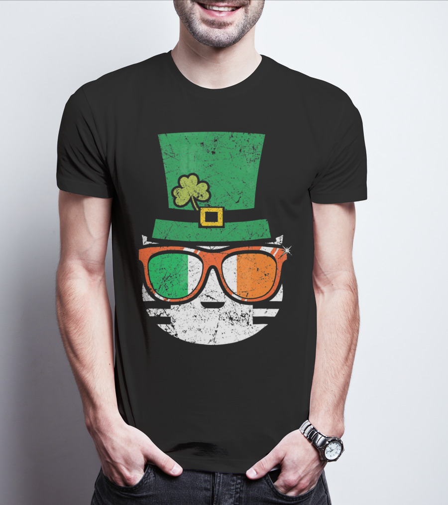 St Patricks Day Irish Cat With Shamrock Hat And Flag Sunglasses T-Shirt