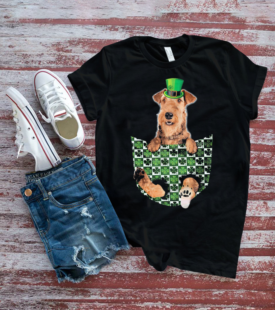 Airedale Terrier Pocket Patrick Hat Green Shamrocks T-Shirt