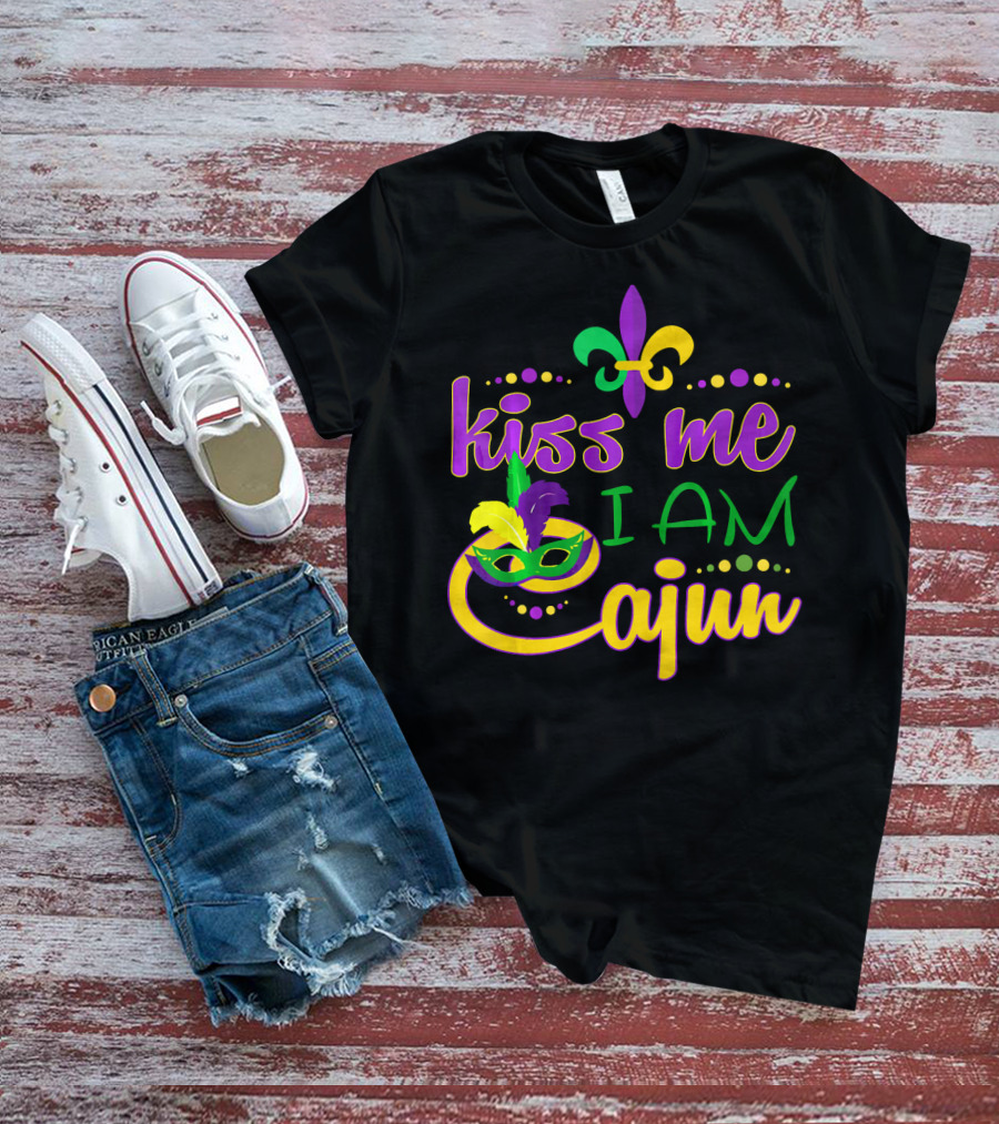 Kiss Me I Am Cajun Mardi Gras Mask Fleur De Lis T-Shirt