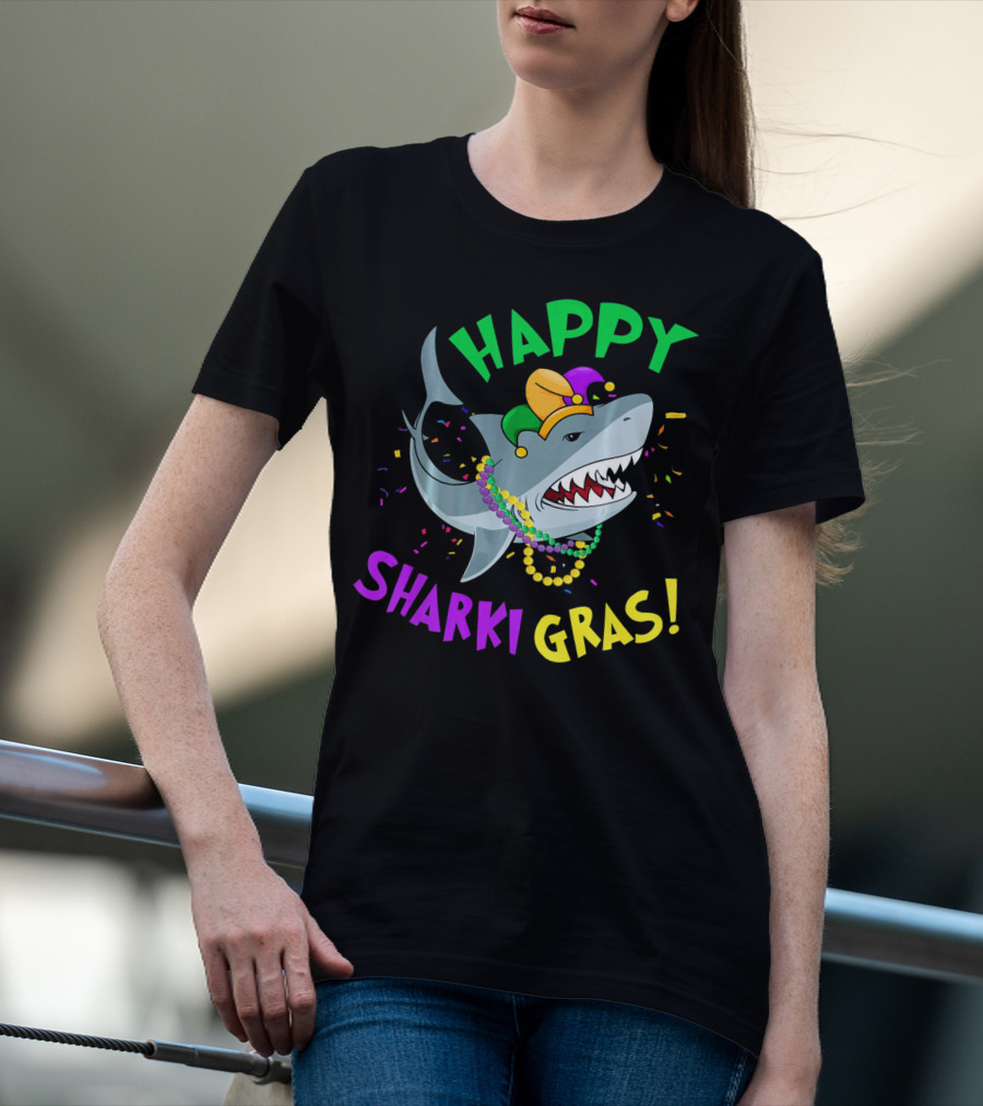 Happy Sharki Gras Mardi Gras Shark With Beads And Jester Hat T-Shirt