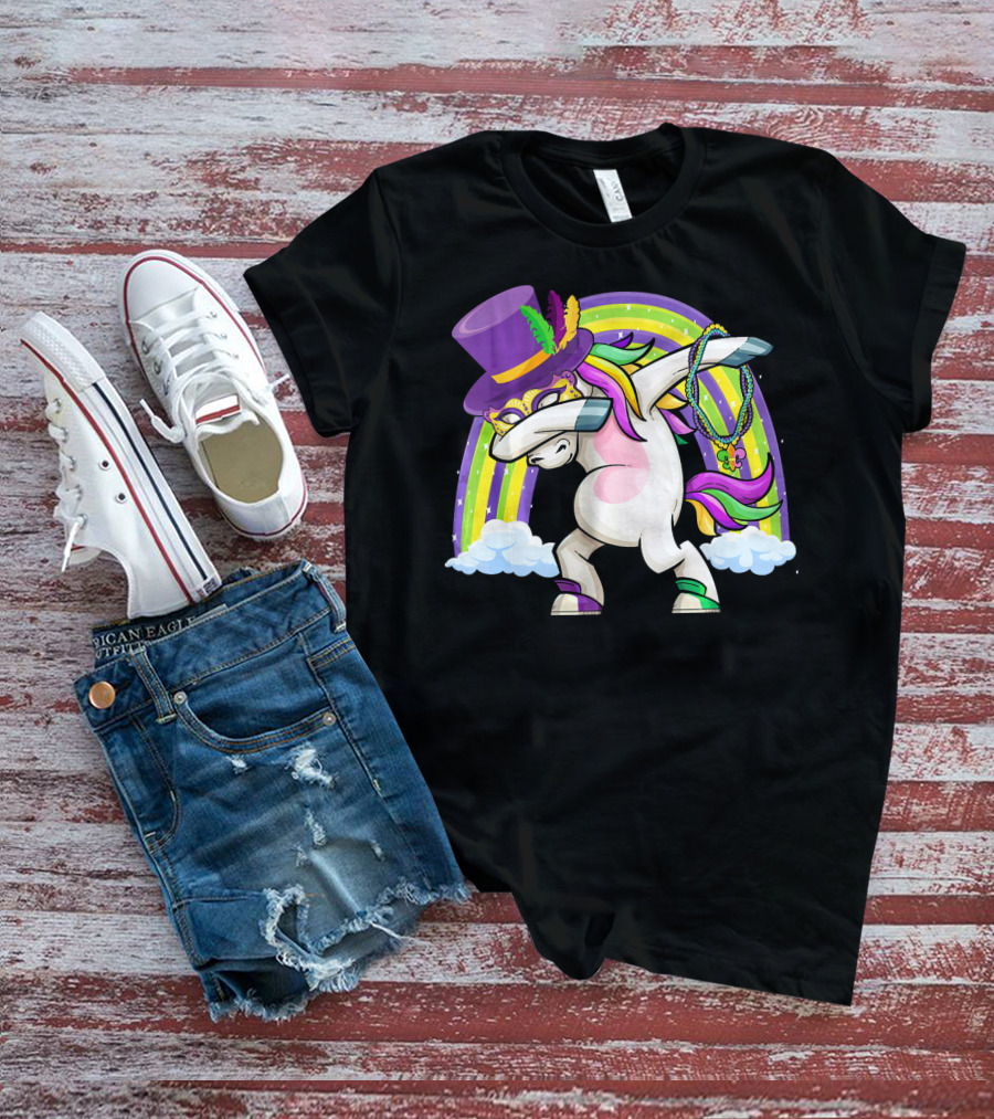 Mardi Gras Dabbing Unicorn Masked With Beads And Hat T-Shirt