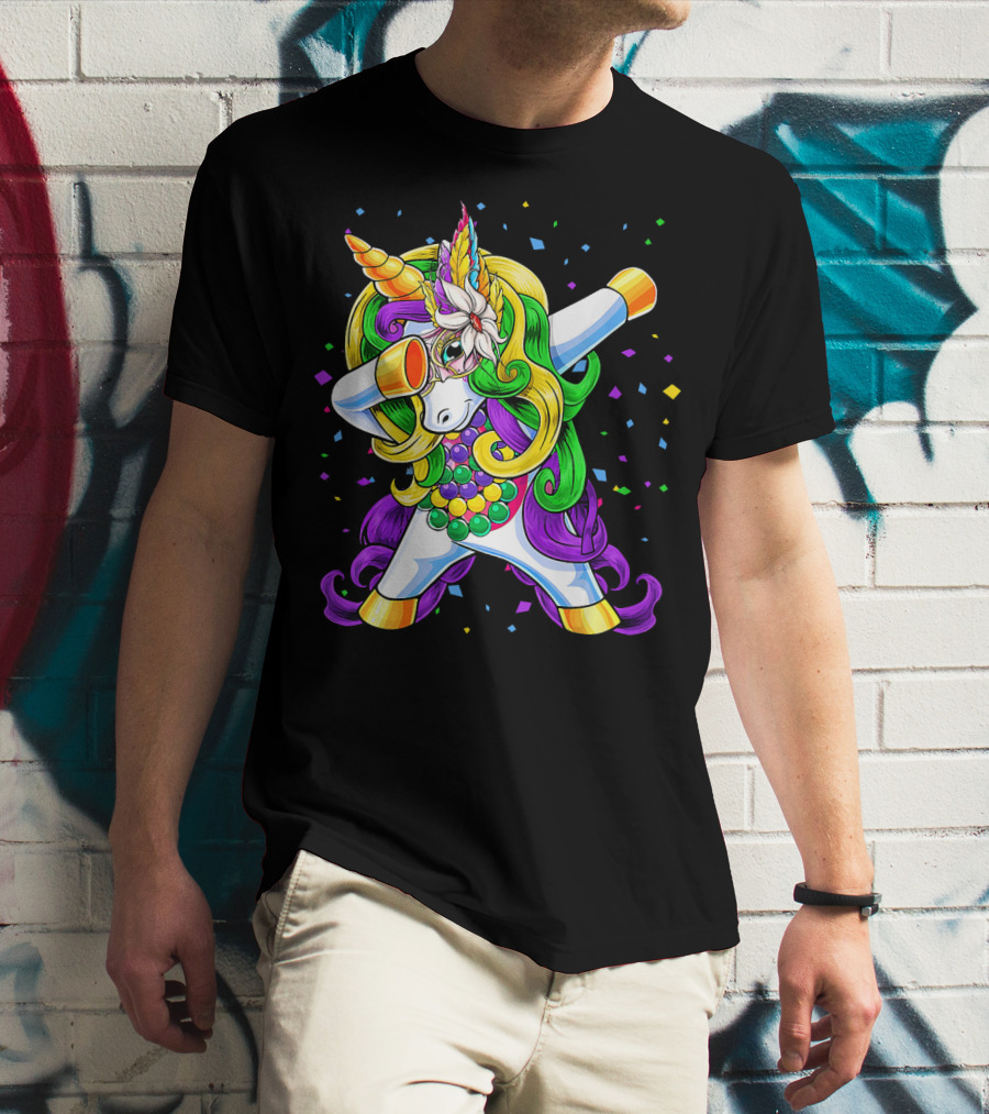 Dabbing Unicorn Mardi Gras Beads With Colorful Confetti T-Shirt