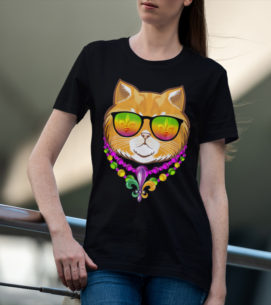 Mardi Gras Cat With Beads And Fleur-de-Lis Sunglasses T-Shirt