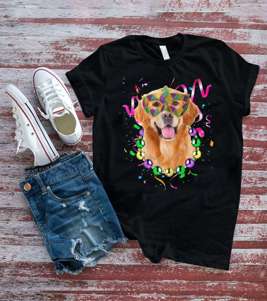 Golden Retriever Mardi Gras Mask And Beads T-Shirt