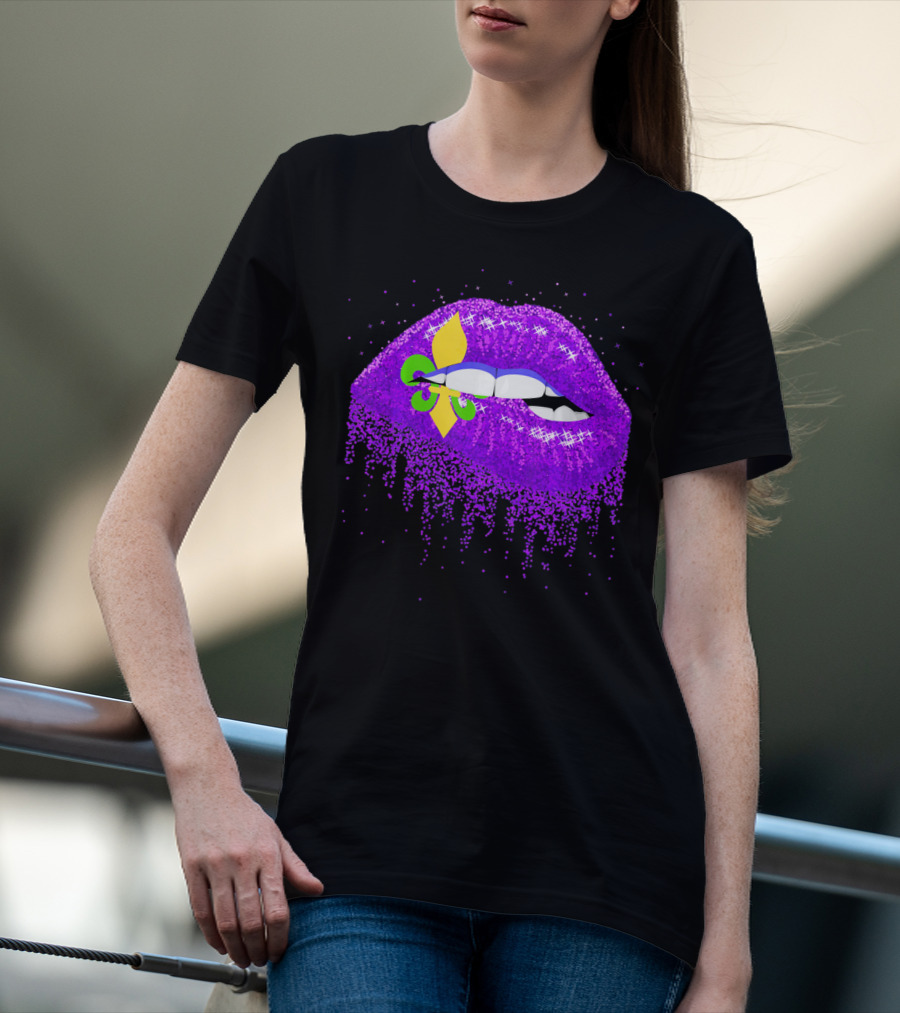 Funny Mardi Gras Purple Glitter Lips With Fleur-de-Lis T-Shirt