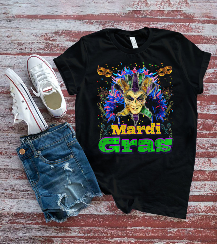 Mardi Gras New Orleans Mask Bead Colorful Jester Carnival T-Shirt