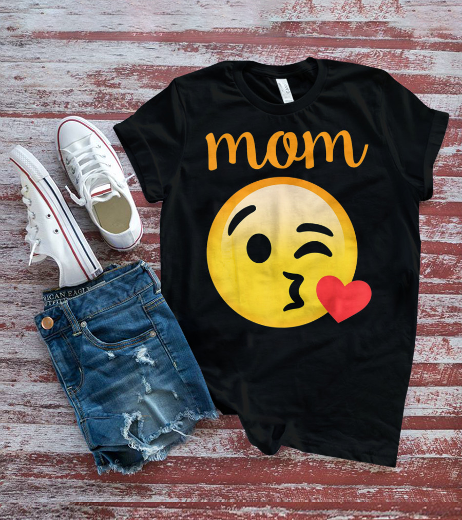 Mom Kissing Emoji Heart Kiss Emoji T-Shirt