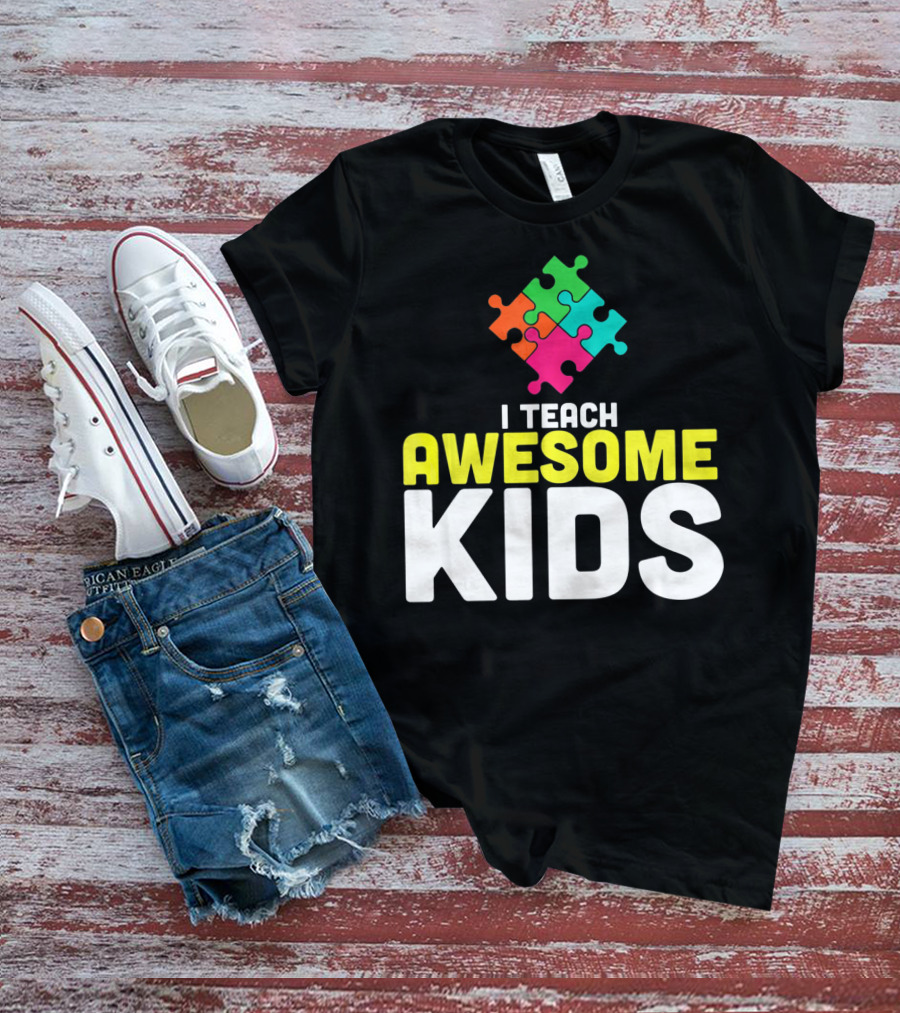 I Teach Awesome Kids Autism Awareness Teacher Puzzle T-Shirt