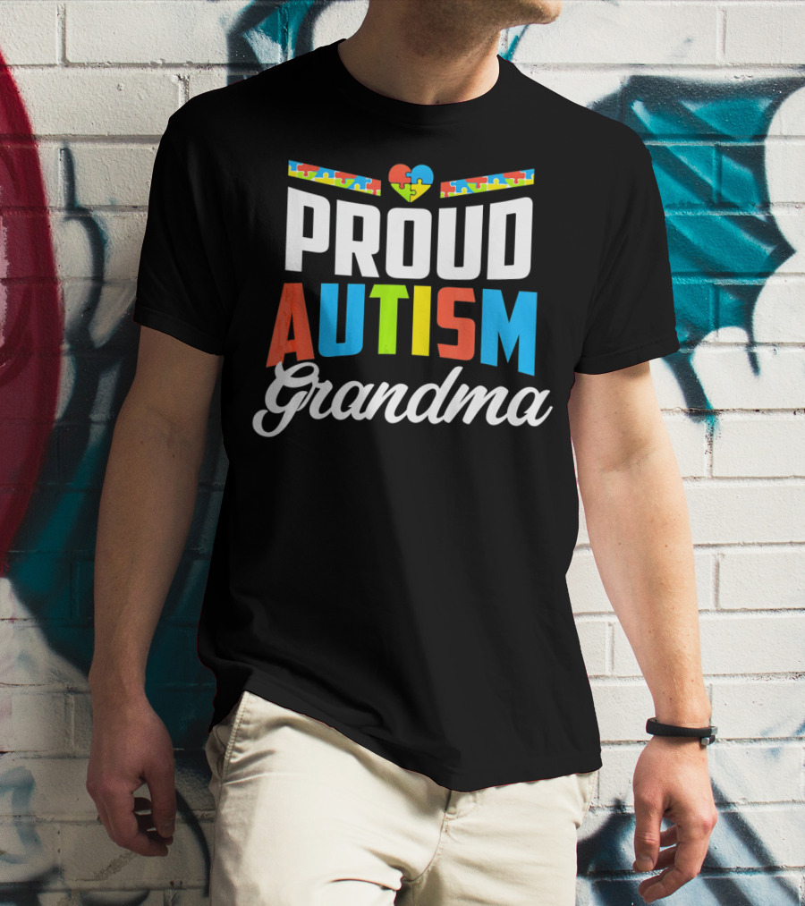Proud Autism Grandma Puzzle Heart Awareness Support T-Shirt